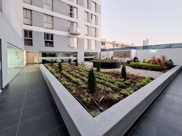 Venta de departamento santa catilina en condominio con cochera y 3 habitaciones