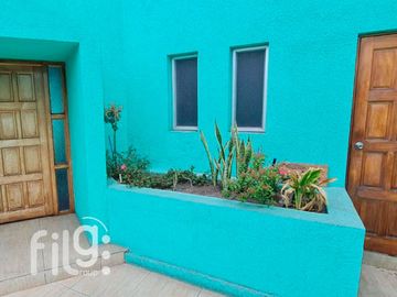 VENDO AMPLIA CASA COMUNA IQUIQUE