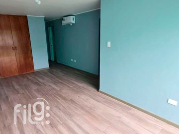 VENDO AMPLIA CASA COMUNA IQUIQUE