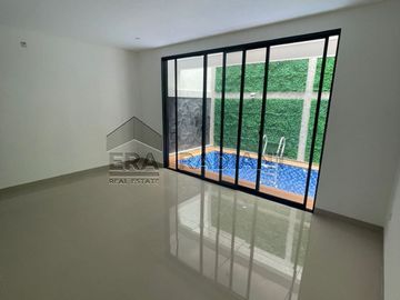 Dijual Rumah Baru di Cluster Bintaro Sektor 9 – One Gate System, Kolam Renang Pribadi