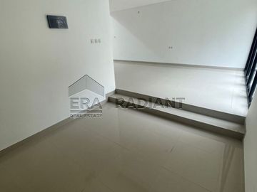 Dijual Rumah Baru di Cluster Bintaro Sektor 9 – One Gate System, Kolam Renang Pribadi