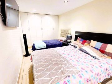 Venta de Departamento con Cochera y Depósito - Surquillo