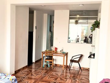 Venta de casa de 3 pisos e Puente Piedra