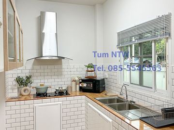 New Minimal Style 3 Bed House in Don Kaeo Mae Rim for Sale