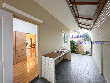 New Minimal Style 3 Bed House in Don Kaeo Mae Rim for Sale