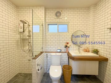 New Minimal Style 3 Bed House in Don Kaeo Mae Rim for Sale
