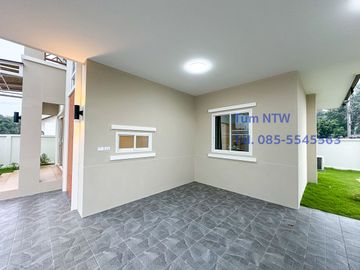 New Minimal Style 3 Bed House in Don Kaeo Mae Rim for Sale