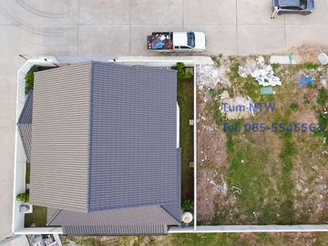 New Minimal Style 3 Bed House in Don Kaeo Mae Rim for Sale