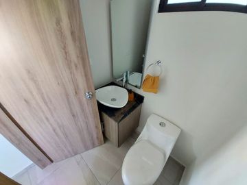 Tu Hogar Ideal: En Venta Casa de 2 habitaciones en PACHUCA con CISTERNA y COCINA de REGALO 🎁