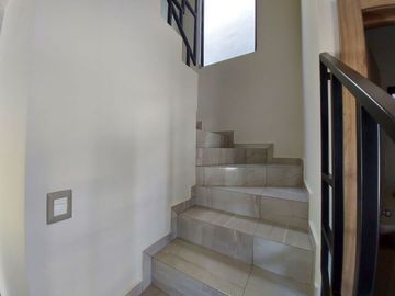 Tu Hogar Ideal: En Venta Casa de 2 habitaciones en PACHUCA con CISTERNA y COCINA de REGALO 🎁