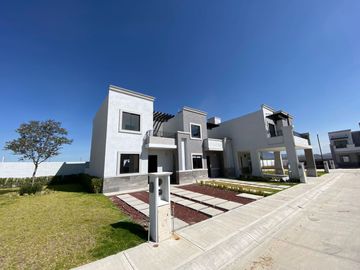 Tu Hogar Ideal: En Venta Casa de 2 habitaciones en PACHUCA con CISTERNA y COCINA de REGALO 🎁