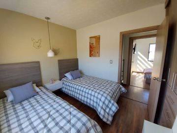 Tu Hogar Ideal: En Venta Casa de 2 habitaciones en PACHUCA con CISTERNA y COCINA de REGALO 🎁
