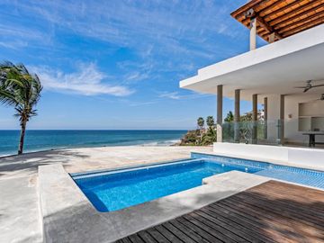 Villa de lujo en venta en Litibu