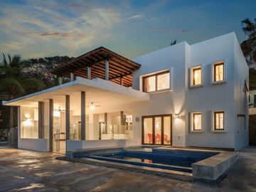 Villa de lujo en venta en Litibu