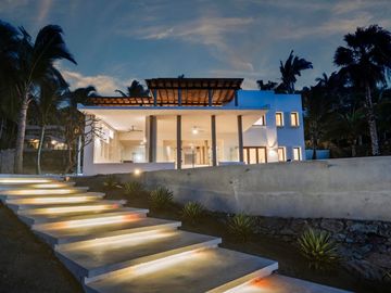 Villa de lujo en venta en Litibu