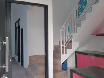 Dijual Rumah Ready Posisi Hook Free Kolam Renang Indoor Di Jatimakmur, Pondok Gede Kota Bekasi Nego