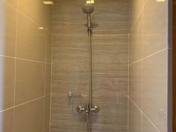 1 bedroom corner unit One Manchester Place condo 632 overlooking the pool, free beach access  Mactan Newtown