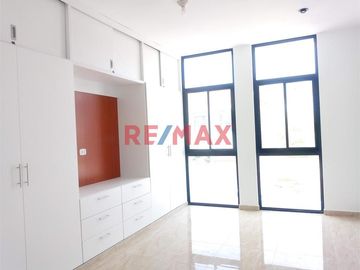 Casa De Estreno En Palmeras De Centenario En Venta. ID:1115126