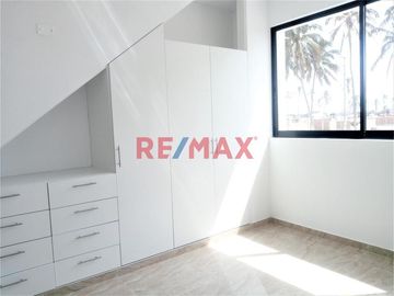 Casa De Estreno En Palmeras De Centenario En Venta. ID:1115126