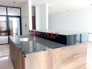 Casa De Estreno En Palmeras De Centenario En Venta. ID:1115126