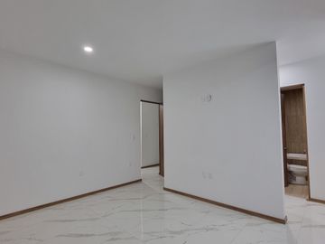 casa en venta en explanada sur Pachuca, con 3 recámaras, estudio con baño, multifuncional con baño, roof con pérgola y asador