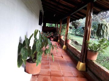 VENTA DE CASA CAMPESTRE EN PAVITAS