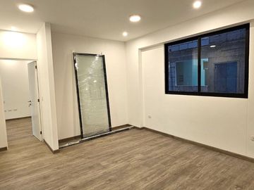 DUPLEX DE ESTRENO DE 3 DORM CON VISTA A CALLE EN LA MEJOR ZONA DE MIRAFLORES
