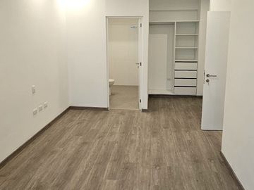 DUPLEX DE ESTRENO DE 3 DORM CON VISTA A CALLE EN LA MEJOR ZONA DE MIRAFLORES