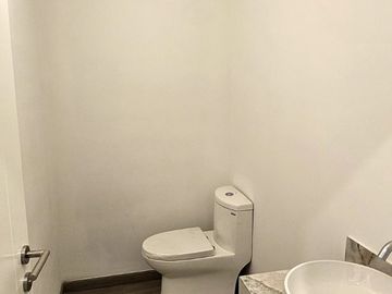 DUPLEX DE EXTRENO DE 3 DORM CON VISTA A PARQUE EN LA MEJOR ZONA DE MIRAFLORES