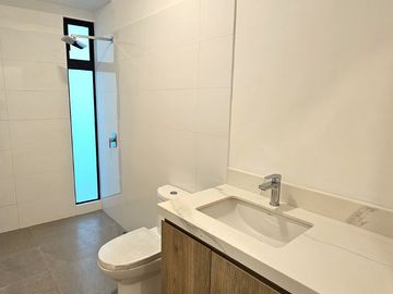 DUPLEX DE EXTRENO DE 3 DORM CON VISTA A PARQUE EN LA MEJOR ZONA DE MIRAFLORES