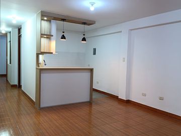VENTA DEPARTAMENTO CHOSICA URB. MOYOPAMPA 1ER PISO SIN COCHERA