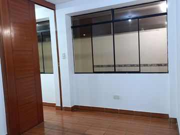 VENTA DEPARTAMENTO CHOSICA URB. MOYOPAMPA 1ER PISO SIN COCHERA