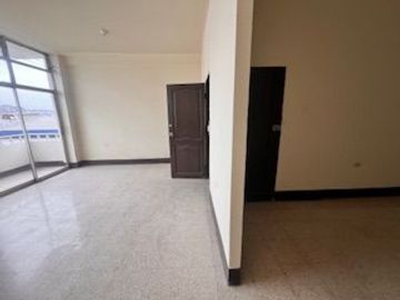 EN VENTA EDIFICIO RENTERO EN LAS CALLES GUERRERO MARTINEZ ENTRE BRASIL Y CUENCA, GUAYAQUIL