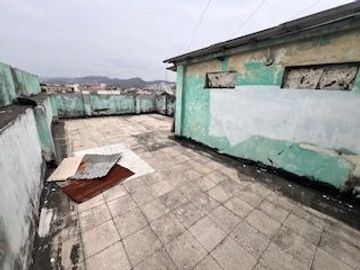 EN VENTA EDIFICIO RENTERO EN LAS CALLES GUERRERO MARTINEZ ENTRE BRASIL Y CUENCA, GUAYAQUIL