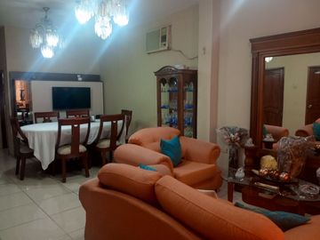 VENDO CASA RENTERA, ALBORADA 6 ETAPA, GUAYAQUIL, ECUADOR