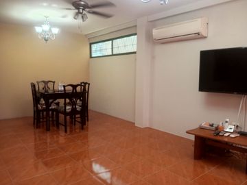 VENDO CASA RENTERA, ALBORADA 6 ETAPA, GUAYAQUIL, ECUADOR