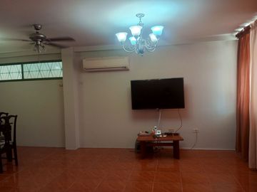 VENDO CASA RENTERA, ALBORADA 6 ETAPA, GUAYAQUIL, ECUADOR