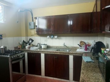 VENDO CASA RENTERA, ALBORADA 6 ETAPA, GUAYAQUIL, ECUADOR