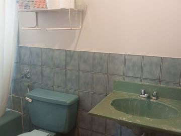 VENDO CASA RENTERA, ALBORADA 6 ETAPA, GUAYAQUIL, ECUADOR