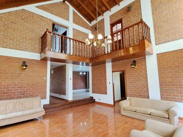 VENTA DE CASA EN URB. LOS GIRASOLES, CHACLACAYO