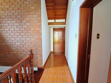 VENTA DE CASA EN URB. LOS GIRASOLES, CHACLACAYO