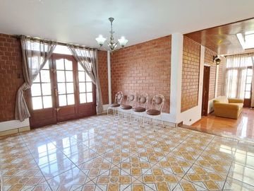VENTA DE CASA EN URB. LOS GIRASOLES, CHACLACAYO