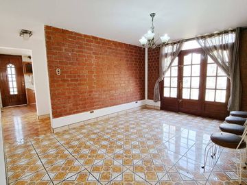 VENTA DE CASA EN URB. LOS GIRASOLES, CHACLACAYO