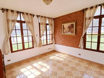 VENTA DE CASA EN URB. LOS GIRASOLES, CHACLACAYO
