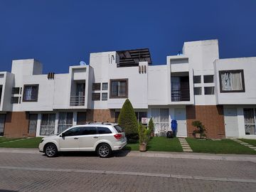 CASA EN VENTA OLIVOS TEZOYUCA CON ROOF GARDEN Y PARQUE ACUATICO
