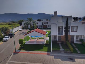 CASA EN VENTA OLIVOS TEZOYUCA CON ROOF GARDEN Y PARQUE ACUATICO