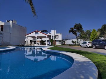 CASA EN VENTA OLIVOS TEZOYUCA CON ROOF GARDEN Y PARQUE ACUATICO