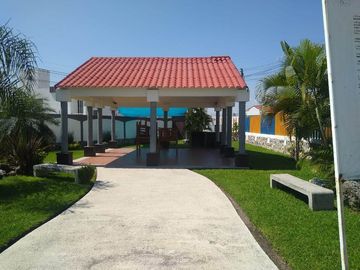 CASA EN VENTA OLIVOS TEZOYUCA CON ROOF GARDEN Y PARQUE ACUATICO