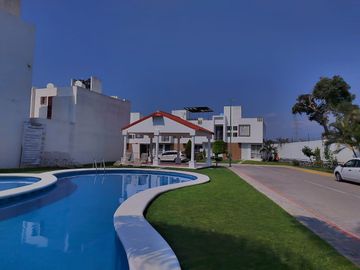 CASA EN VENTA OLIVOS TEZOYUCA CON ROOF GARDEN Y PARQUE ACUATICO