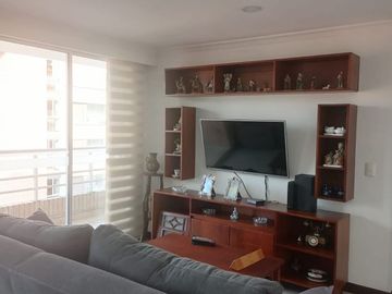 Vendo pent-house en Medellín (barrio Laureles)